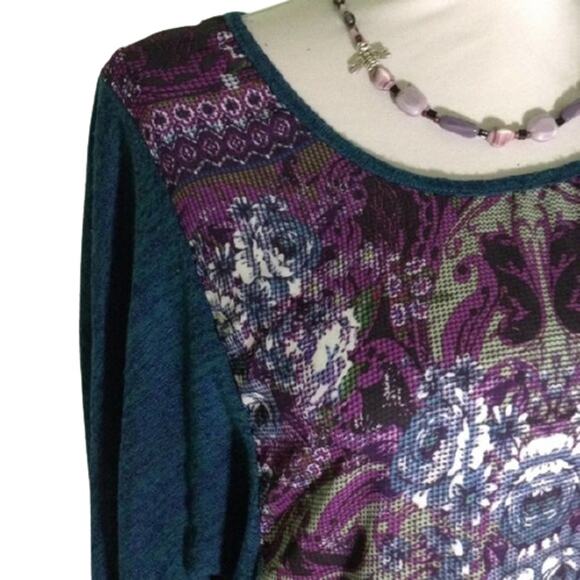 ONE WORLD Cross Stitch Look Patterned Top Small - Picture 4 of 6